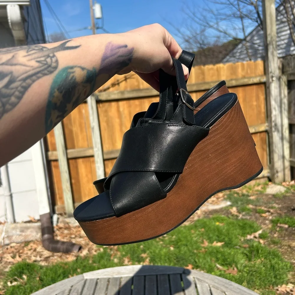 Women's Naomi Wood‎ Wedge Heels with Memory Foam Insole Universal Thread size 10